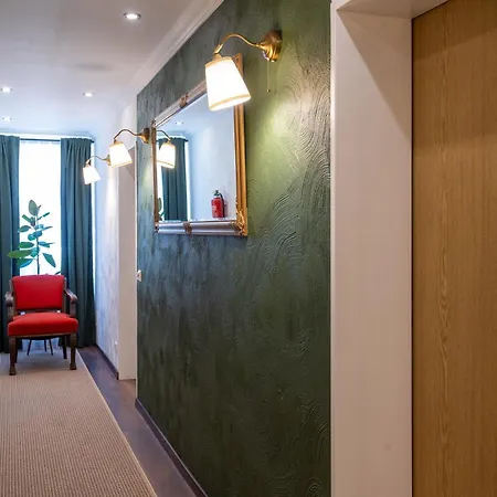 Jupa's Hotel