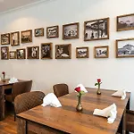 Jupa\'S Hotel