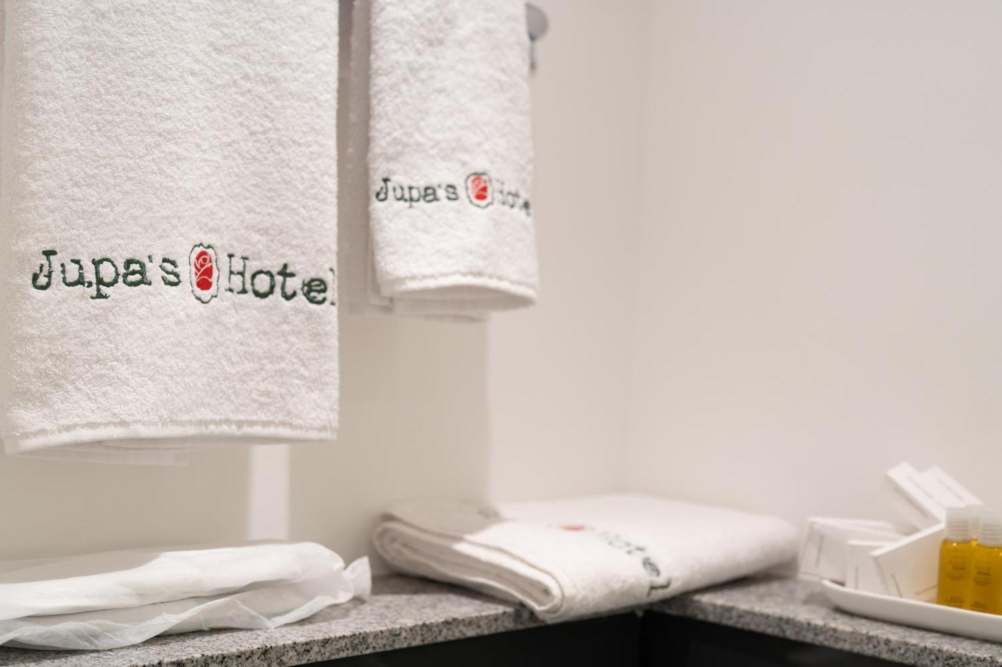 Jupa's Hotel